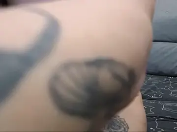 Stripchat Best Webcam of charlie_din