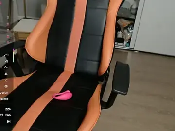 Stripchat Sex Cam of crystalyss