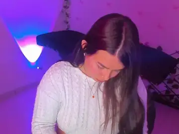 Stripchat Live Sex Cam of little_tifanny82