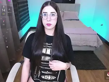 Stripchat Sex Cam of KittyCute-