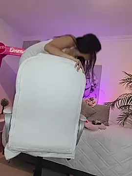 Stripchat Sex Cam of EmmaRose___