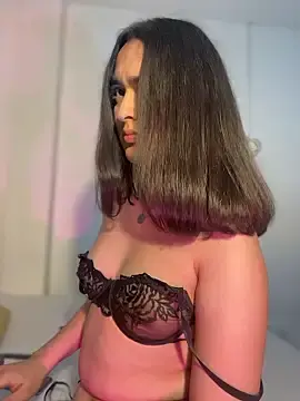 Stripchat Live Sex Cam of MiahWindsor