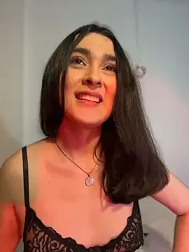 Stripchat Nude Webcam of MiahWindsor