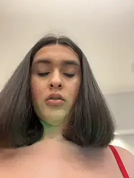 Stripchat Free Live Porn of MiahWindsor
