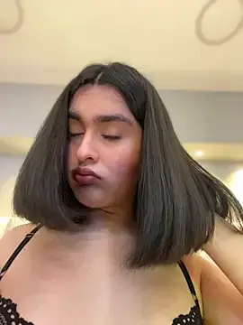 Stripchat Best live sex cam show of MiahWindsor