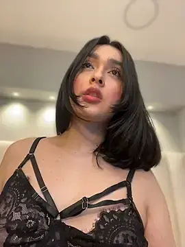 Stripchat Adult Webcam of MiahWindsor