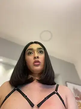 Stripchat Sex Cam of MiahWindsor