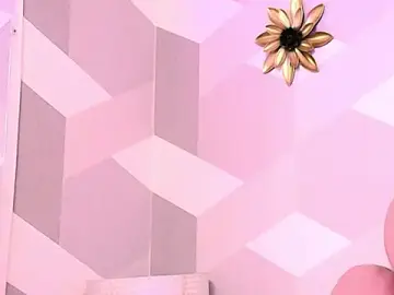 Stripchat Live Sex Cam of KylieMonnett