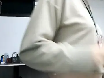 Stripchat Sex Cam of Luna-e-Franco1