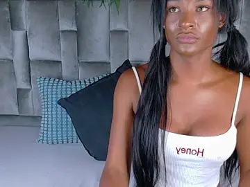 Stripchat Nude Webcam of nahomi_campbell