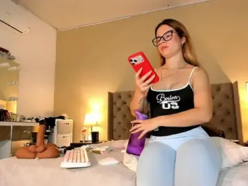 Stripchat Free Porn Cam of Jenna1_