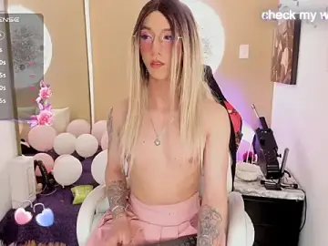 Stripchat Sex Cam of Yaki_Tai