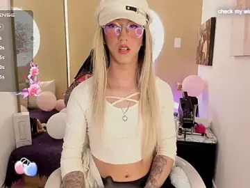 Stripchat Live Sex Cam of Yaki_Tai