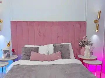 Stripchat Live Sex Cam of MilaVoxx