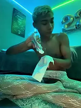 Stripchat Adult Webcams of alejo_cute