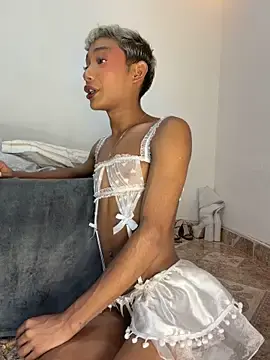 Stripchat Sex Cam of alejo_cute