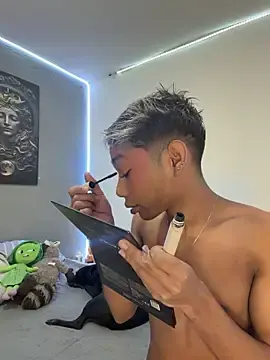 Stripchat Free Live Porn of alejo_cute