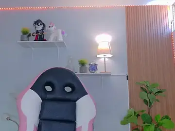 Stripchat Free Live Porn of Chris_parker27