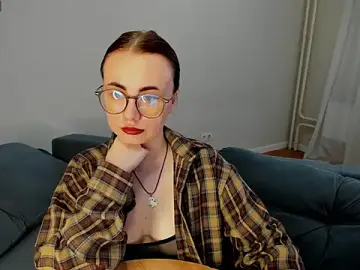 Stripchat Best Webcam of MewStella