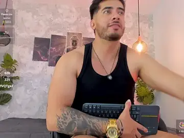 Stripchat Live Sex Cam of Nate_franco