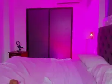 Stripchat Sex Cam of big_ass_show