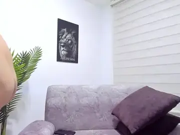 Stripchat Live Porn of JuniorMorris_