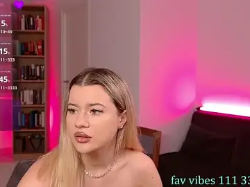 Stripchat Live Sex Cam of CutiePie69__