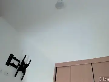 Stripchat Adult Video Chat of Hornyholly__