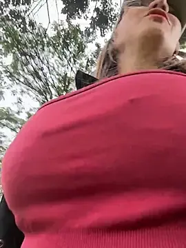 Stripchat Sex Cam of Nina_velvet01