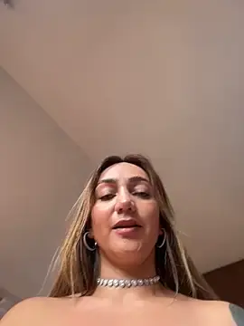 Stripchat Live Sex Cam of Nina_velvet01