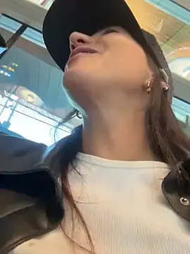 Stripchat Nude Webcam of Ninabigtitied