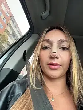 Stripchat Live Porn of Ninabigtitied