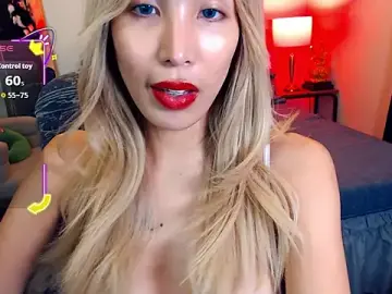 Stripchat Live Sex Cam of BunnieAngel