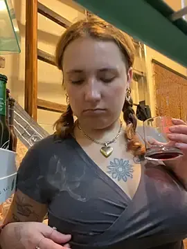 Stripchat Free Porn Cam of Hawitxui