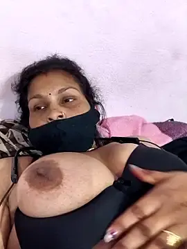 Stripchat Watch Live Sex Cams of Indian-couple2025