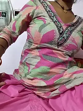 Stripchat Free Porn Cam of Love-pari77