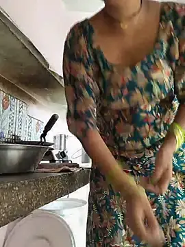 Stripchat Free Porn Cam of Love-pari77