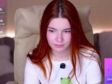 Stripchat Best live sex cam show of RedShinee