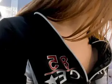 Stripchat Sex Cam of Bonniie_22