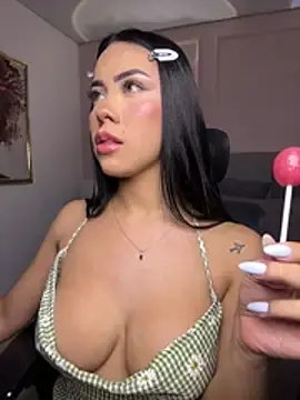 Stripchat Live Sex Cam of Miss_blue69