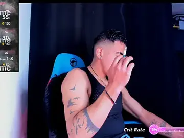 Stripchat Best live sex cam show of Andy_naughty1