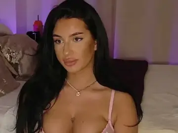 Stripchat Adult Video Chat of LuanaDess
