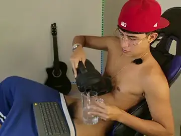 Stripchat Watch Live Sex Cams of Juan_da01