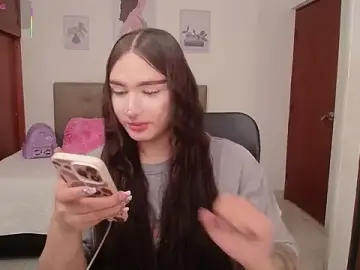 Stripchat Free Porn Cam of Miley_Baker