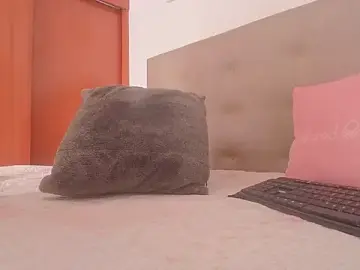 Stripchat Sex Cam of Miley_Baker