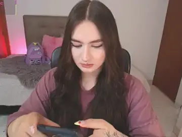 Stripchat Sex Cam of Miley_Baker