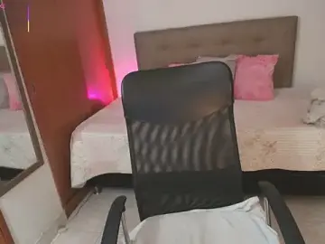 Stripchat Free Live Porn of Miley_Baker