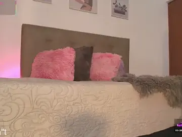 Stripchat Free Porn Cam of Miley_Baker
