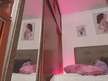 Stripchat Sex Cam of Miley_Baker