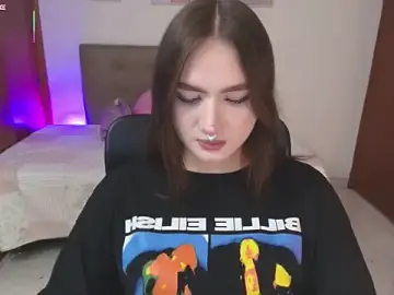 Stripchat Free Porn Cam of Miley_Baker